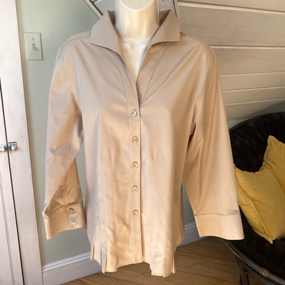 Talbots Classic Beige Button Down Top Size 12 Wrinkle Resistant Stretch